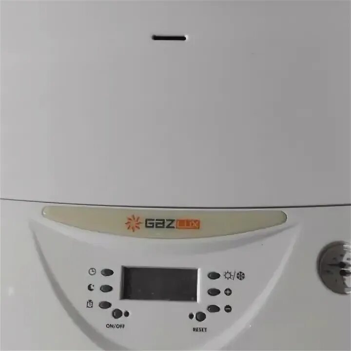 Котел газлюкс ошибка е1. Навесной котел газлюкс.