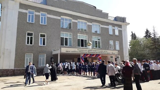 Дк им козицкого омск 2022. Дк им козицкого омск. Бывший дк сегодня. Дк машиностроителей кунгур старый. Здание дк крастэц красноярск.