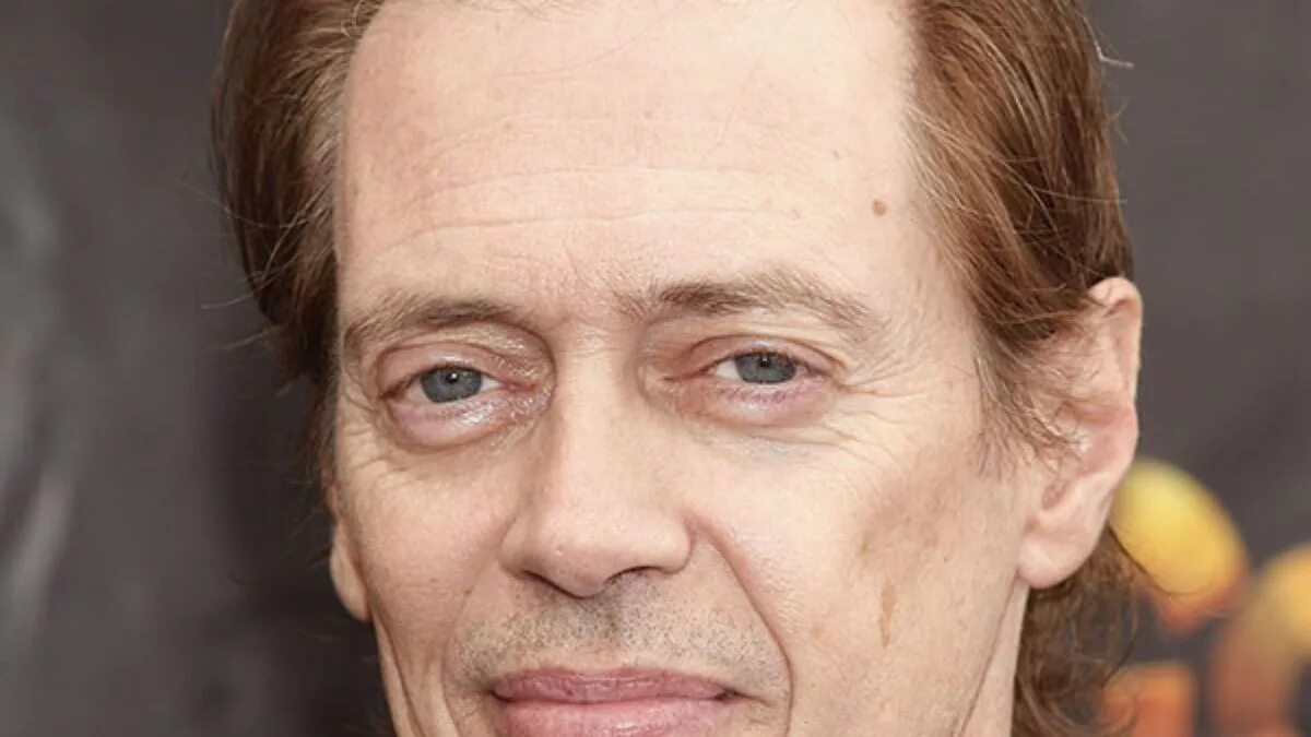 Стив бушеми скейт. Steve buscemi. стив бушеми улыбка. стив бушеми 2025. стив бушеми молодой.