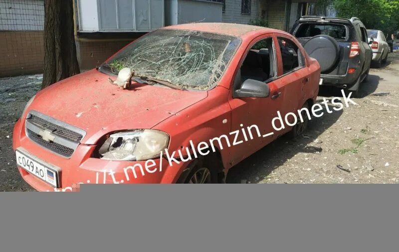 Машина донбасс. Гантрак украина. Вагоноремонтная машина врм схема. Машины ополченцев. Расстрелянные авто в украине.