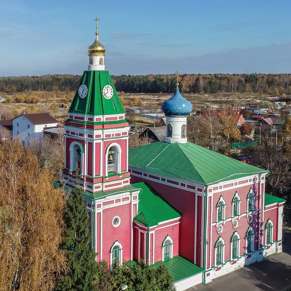 Никольское трубецкое. Храм Никольско Трубецкое Балашиха. Церковь Рождества Богородицы в Балашихе. Храм Рождества Богородицы (Никольское-Трубецкое). Храм Рождества Никольское Трубецкое интерьер.