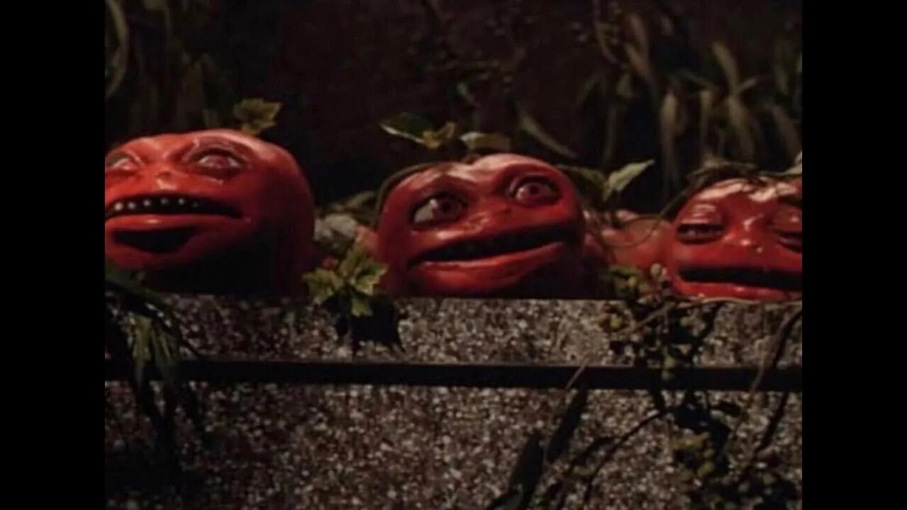 Нападение помидоров. Возвращение помидоров убийц 1988. Атака помидоров-убийц 1978.