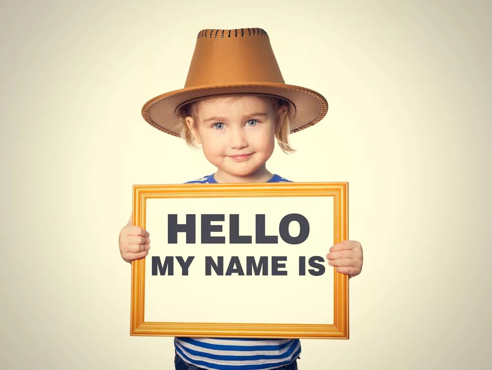 My name is girl. Картина hello my name. привет сток. hello my name is для детей. my name is карточки для детей.