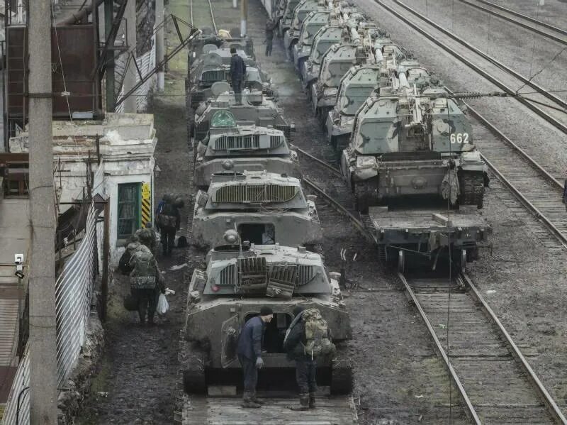 Ход войск. Военная техника Чернобыля. Российские войска. Военная техника на Донбассе.