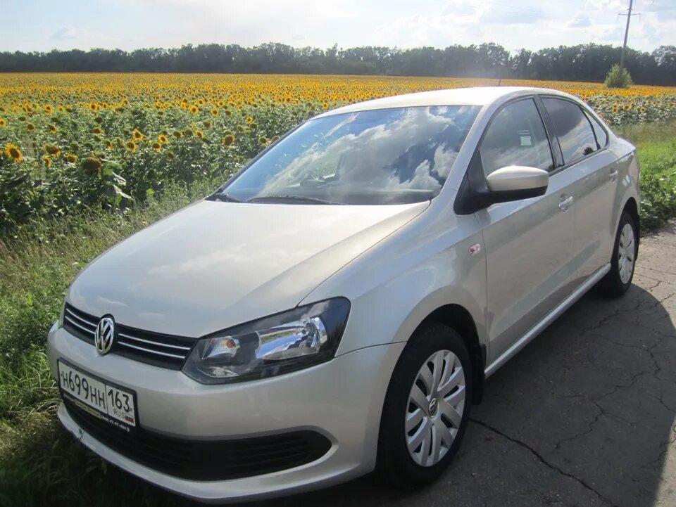 Volkswagen polo sedan 2011. Фольксваген поло 2011г. Volkswagen поло 2011. Фольксваген поло седан 2011. Фольксваген поло 2011 года.