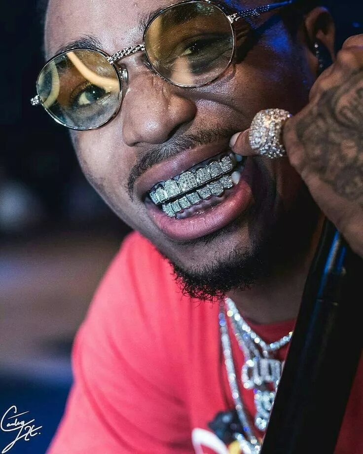 Фараон грилзы. Asap rocky гриллзы. Грилзы 2022. Rapper grillz. Travis scott гриллзы.