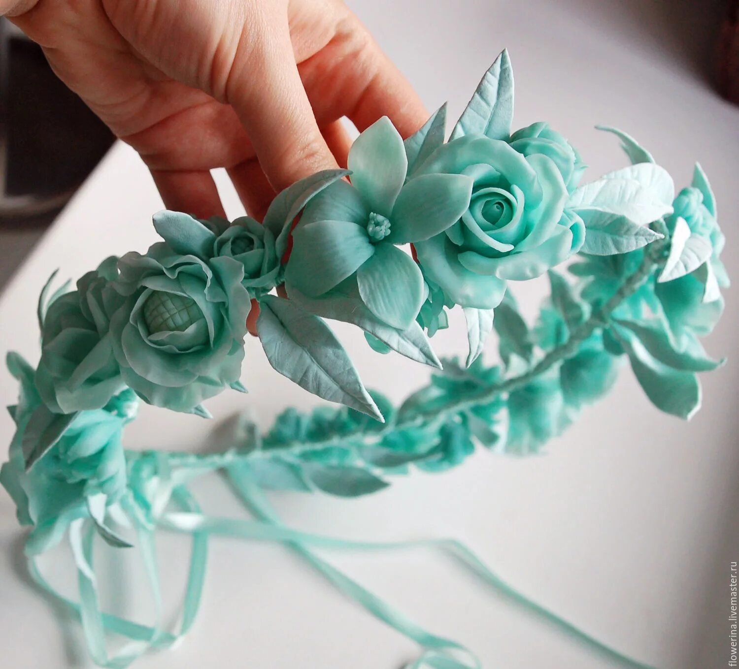 мятные украшения. еда голубого цвета. цветы бирюзового цвета. что можно сделать из голубого цвета. голубая еда эстетика.