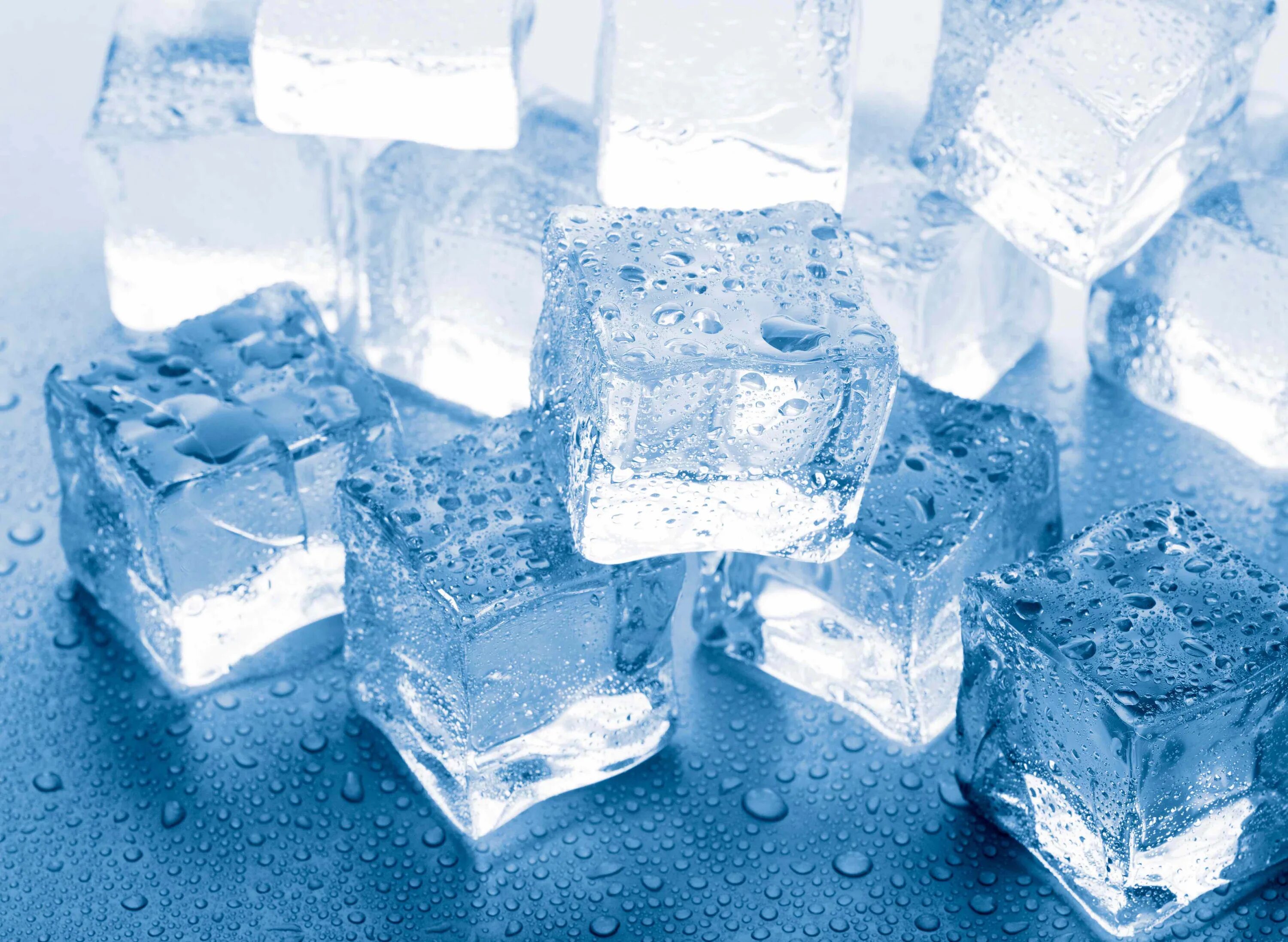 Кубики льда. Ледяной кубик. Кусок льда. Вода со льдом. Кубики льда купить