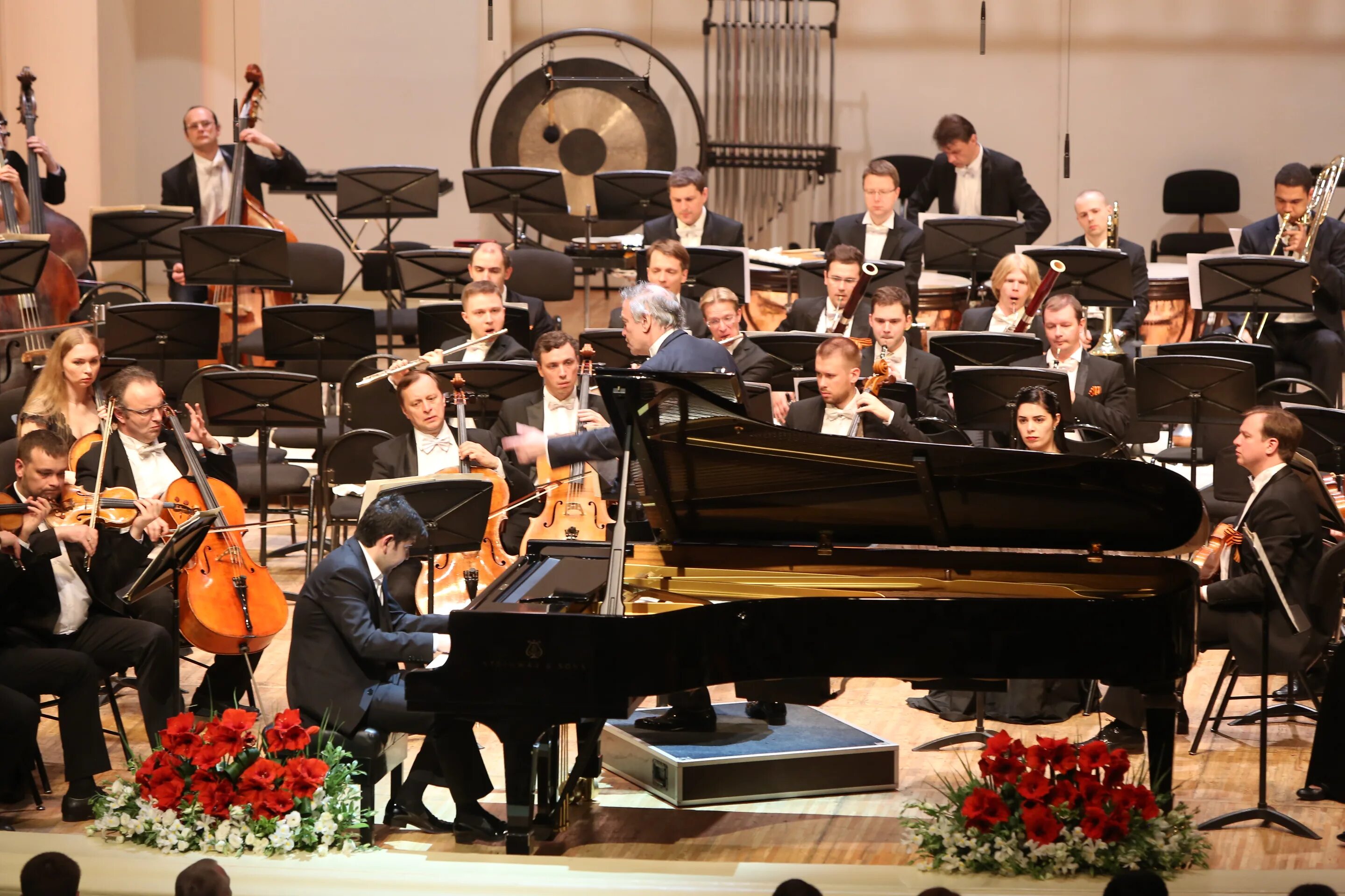 Калининградский оркестр мариинский театр. Мариинский оркестр гергиев. Московский пасхальный фестиваль гергиева. Оркестр мариинского театра. Мариинский симфонический оркестр состав.