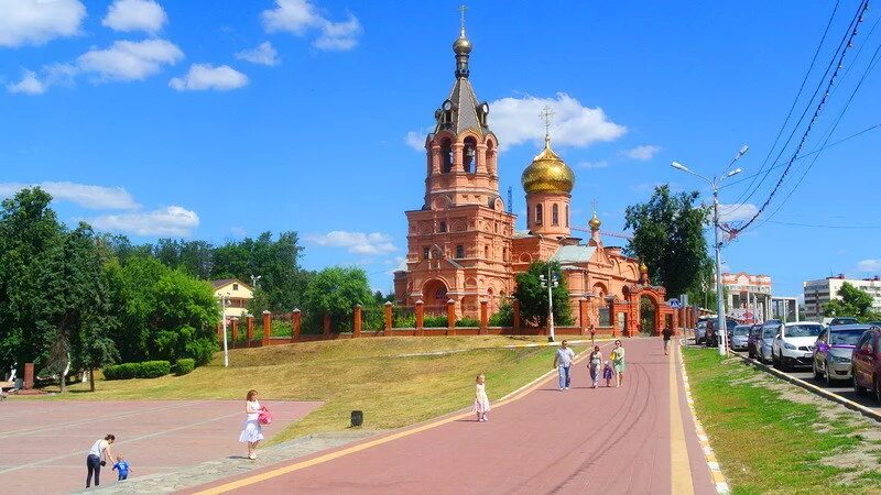 троицкий собор город раменское. троицкий храм г раменское. храм святой троицы город раменское. раменское церковь и озеро. раменское центр города.