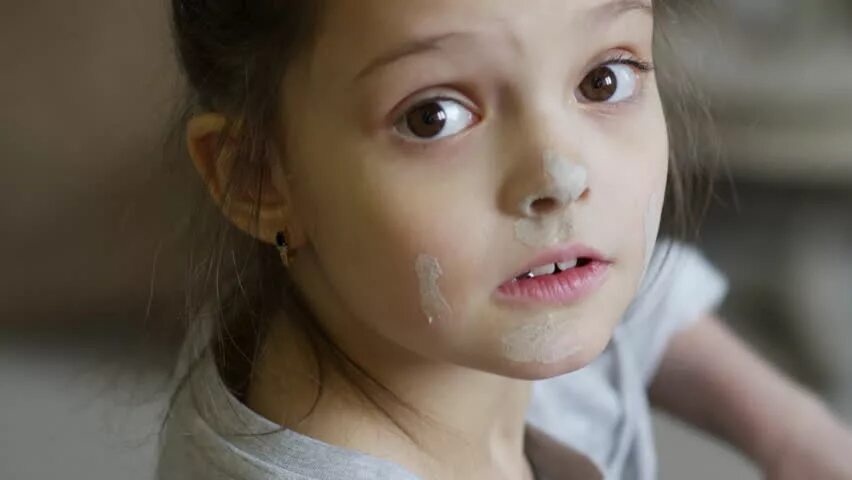 Рот и губы девочек подростков. Cummed. Cummed. Семя девочке. Tongue девочка.