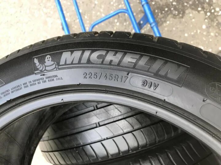 Michelin 225 45 r17. 225/45 R17. Michelin 225 45 r17 xi5. Michelin 4 225/45 r17.