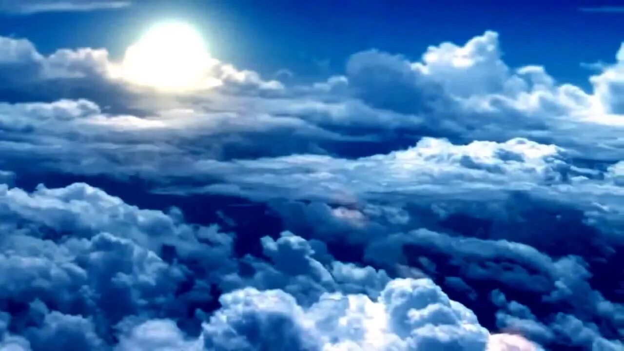 Плывущие облака видео. Облака. Облака плывут. Небо с облаками. Облака гиф.