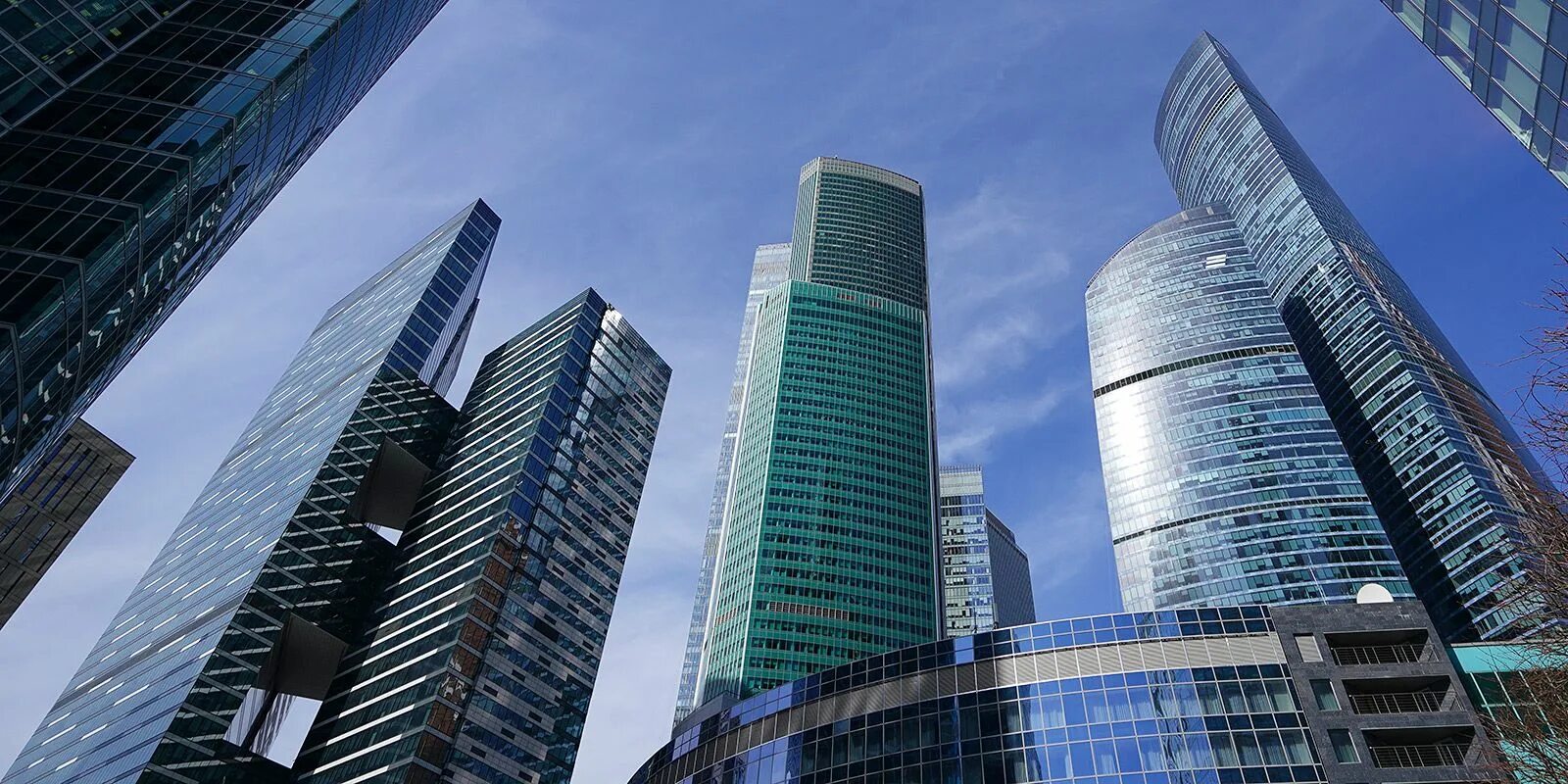 В первом квартале прошлого года. Экономика Москвы. Второй квартал 2023. Финансовые кварталы 2023.