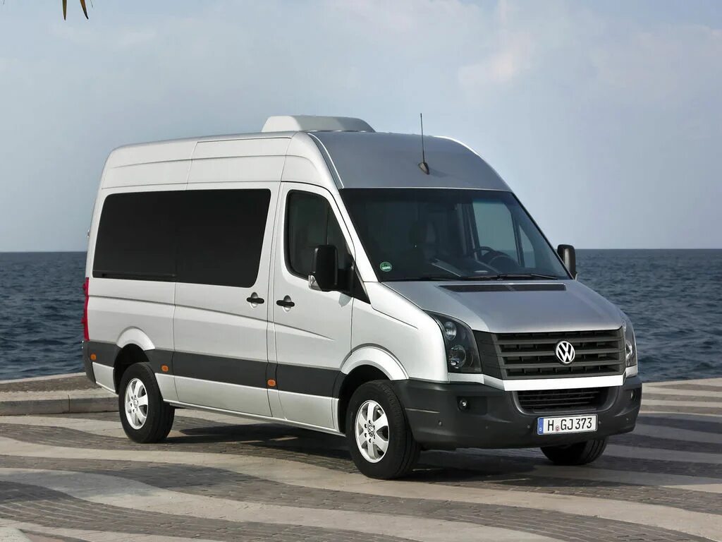 Volkswagen crafter купить. Фольксваген Крафтер l1h1. Микроавтобус Volkswagen Crafter. Фольксваген Крафтер 2011. Фольксваген Крафтер 1.