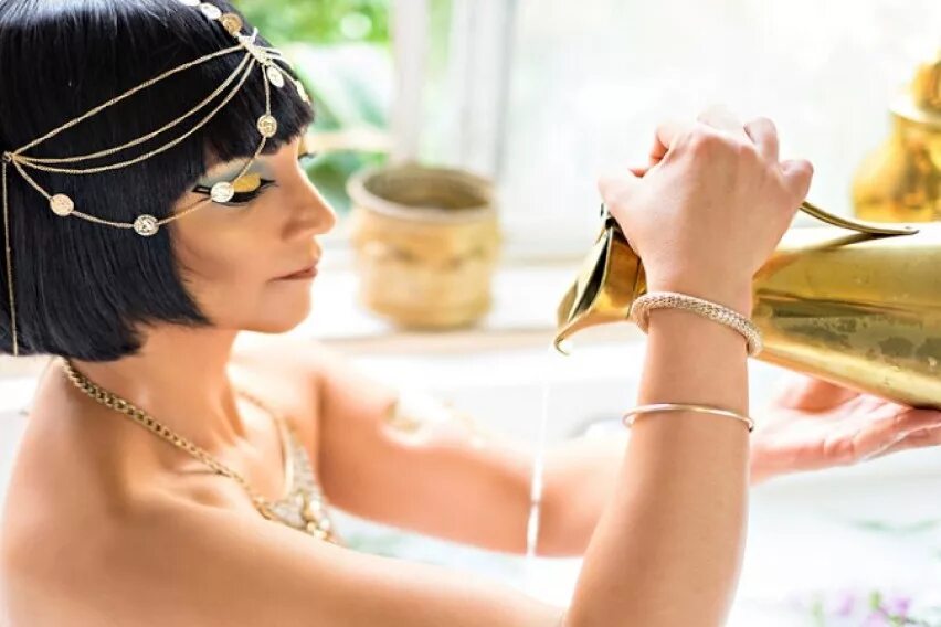 Секреты красоты клеопатры. Клеопатра царицы древнего египта. Секреты красоты клеопатры. Секреты красоты клеопатры. Секреты красоты цариц.
