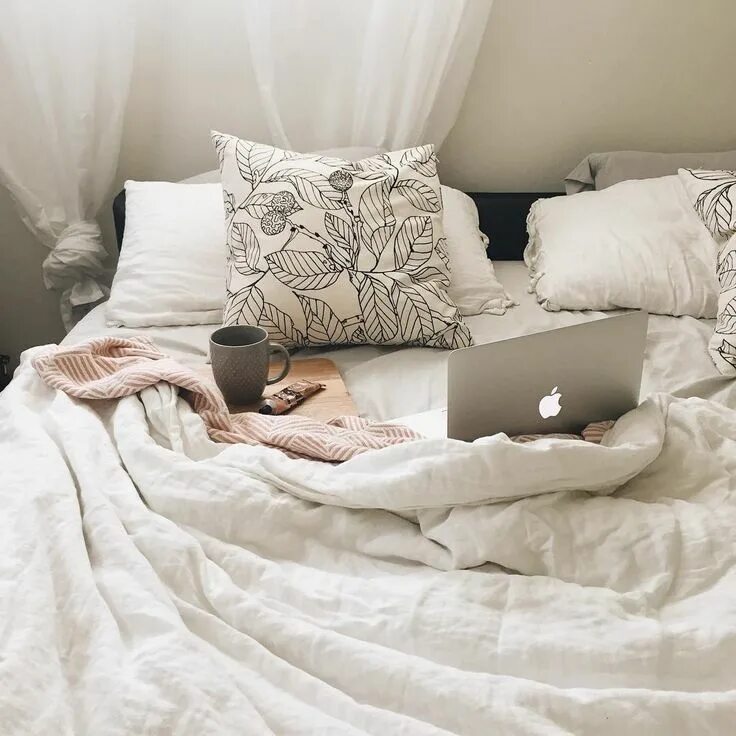 Cozy am. Уютный домик с камином. Атмосфера хьюгге. Уютный интерьер дома. Стиль хьюгге в интерьере.