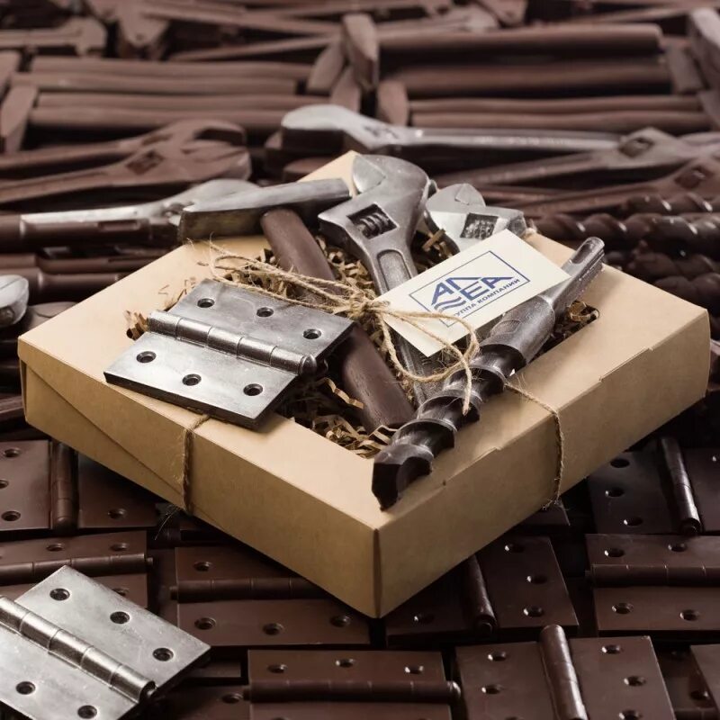 Шоколадные подарки. Подарочный шоколад. Подарочный набор "шоколадный". Шоколадные сувениры.