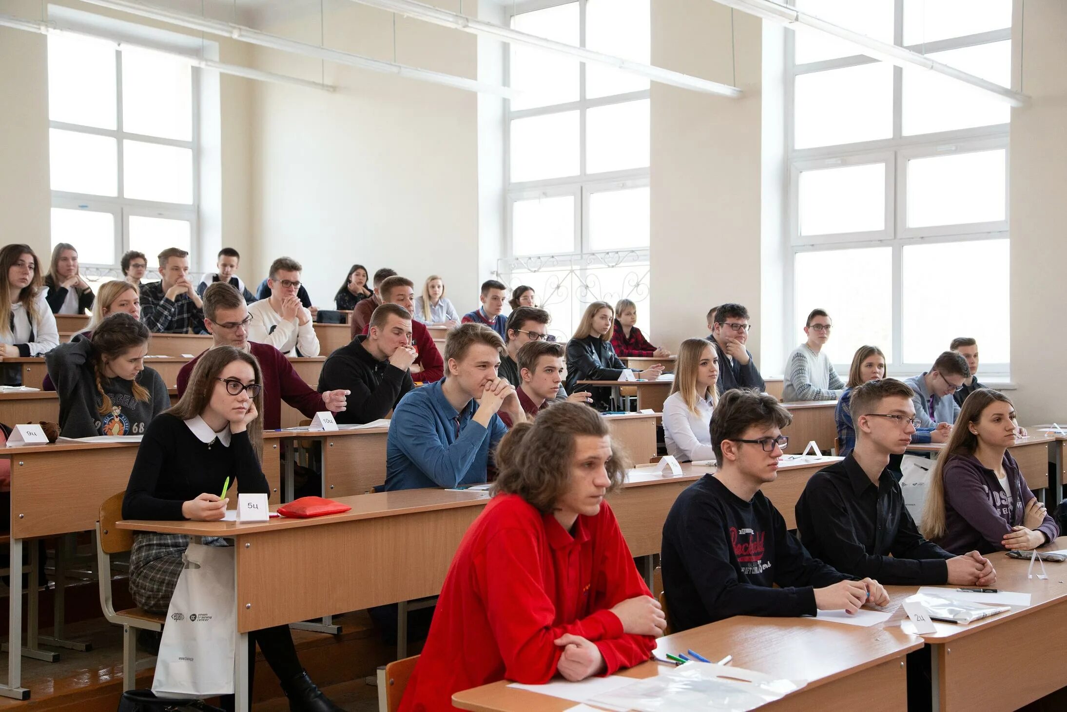 Янки купалы факультеты. Гродненский государственный университет имени Янки Купалы. Институт Янки Купалы в Гродно. Аудитория в университете ГРГУ Гродно. Корпус университета Янки Купалы Гродно.