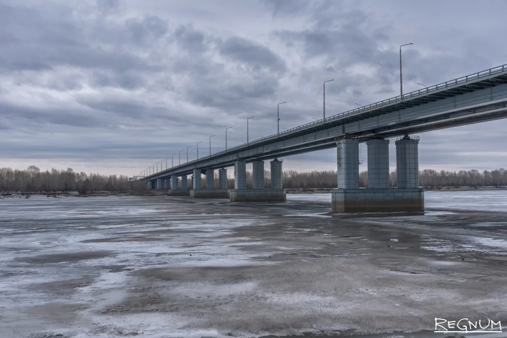 Мост река Обь Барнаул. Обь зимой Барнаул. Мост через Обь Барнаул. Речка в Барнауле. Река обь барнаул сегодня