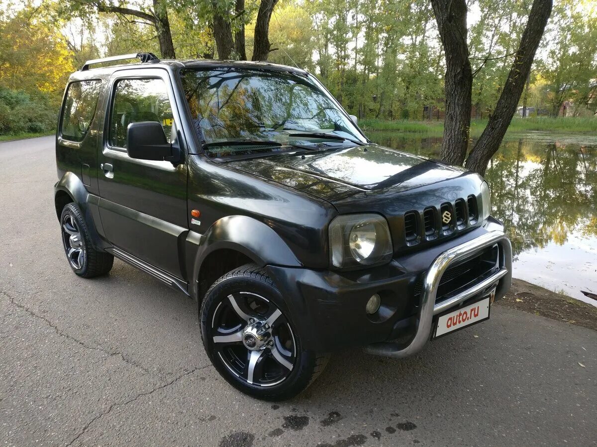 Купить сузуки джип. Сузуки Джимни 1.3 АТ. Suzuki внедорожник Jimny чёрный. Suzuki Jimny 3 дверный. Suzuki Jimny III 1.3 VVT 4wd.