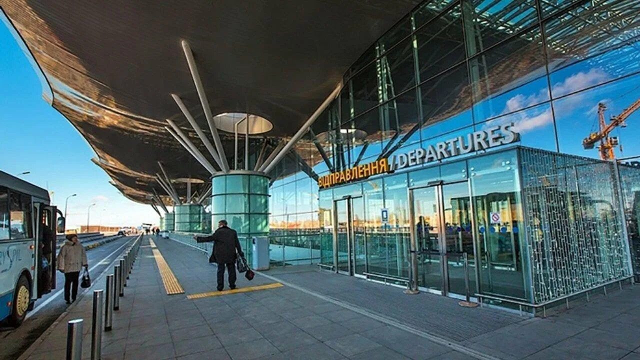 Борисполе что это. Аэропорт украина борисполь. киевский аэропорт борисполь. киевский аэровокзал в борисполе. борисполь аэропорт здание.