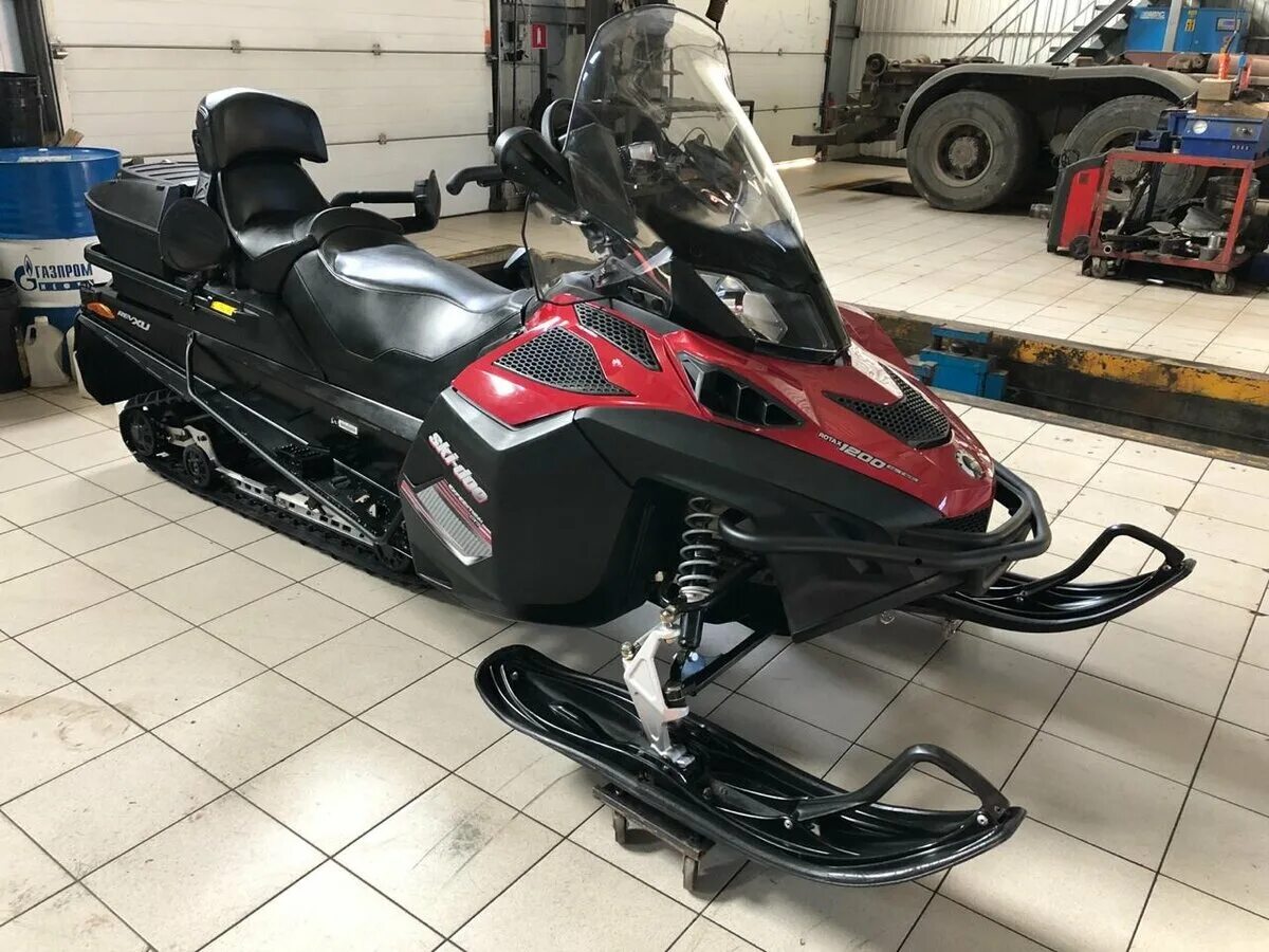 Ski doo expedition 1200