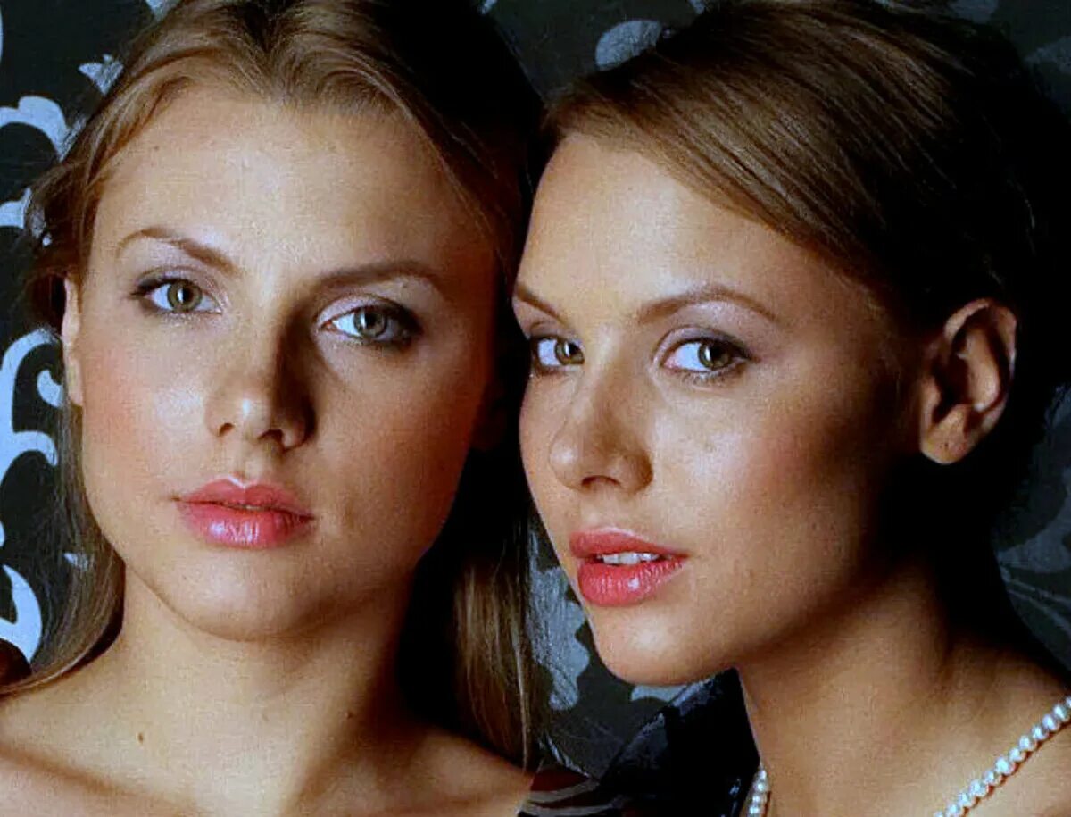 Вера и люба баханковы. Татьяна арнтгольц с сестрой. Вера баханкова и любовь баханкова. Вера баханкова актриса. Баханкова сестры вера и люба.