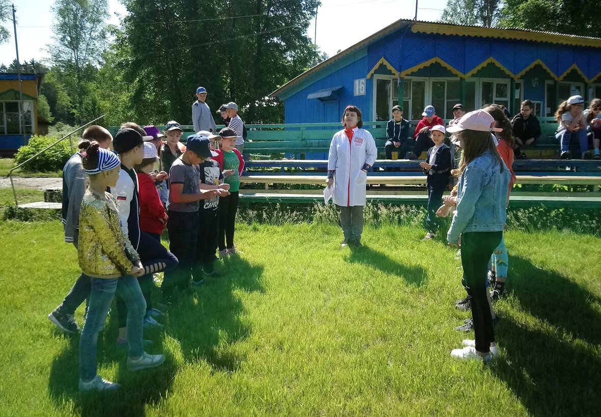 Оздоровительный лагерь Маяк Алтайский край. Загородный лагерь Соснячок. Загородный лагерь Радуга Алтайский край. Лагерь Парус Алтайский край. Сайт лагеря алтайский край