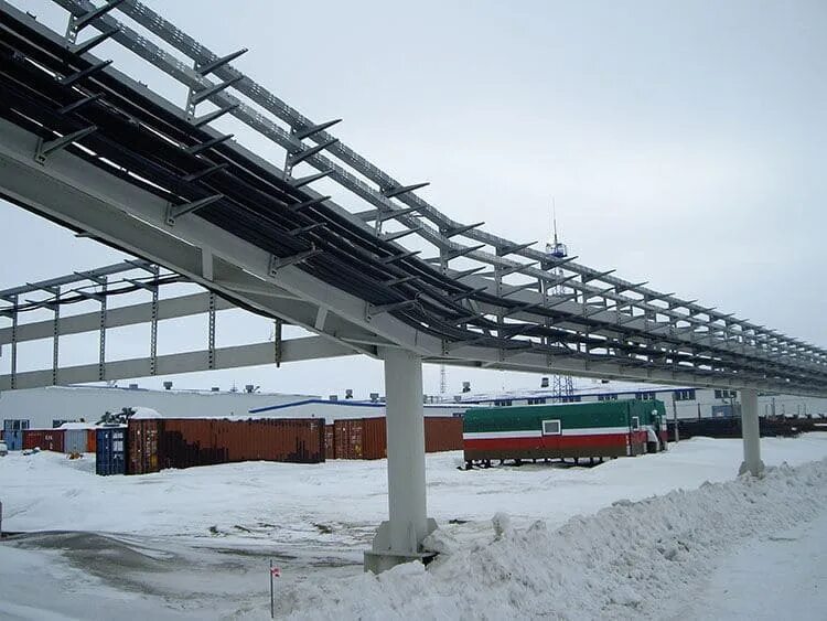 Прокладка кабеля по эстакаде технология. Непроходная эстакада. Прокладка на эстакадах. Прокладка кабеля на кабельной эстакаде. Кабельная эстакада агпз.