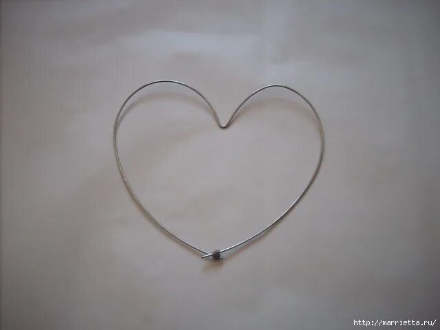 Сердечко из проволоки. Каркас сердце из проволоки. Как сделать сердечко из проволоки. Как сделать сердечко из проволоки. Сердечко из проволоки.
