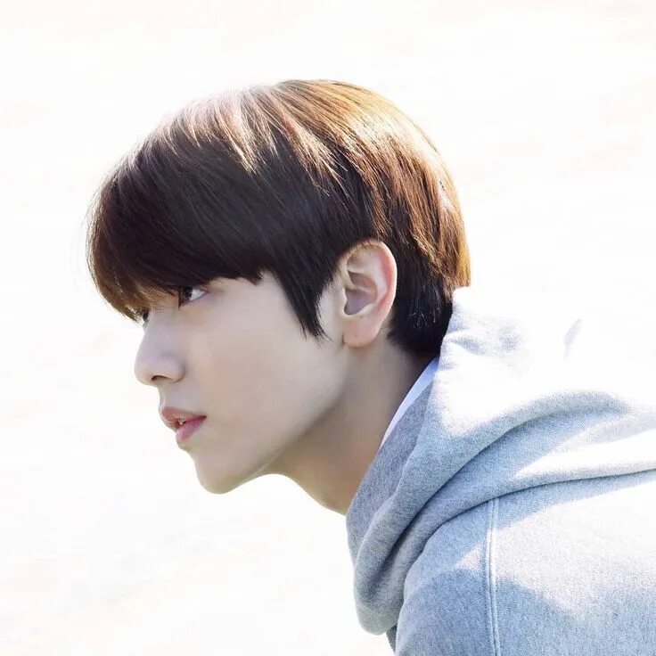 Хюнин кай и бомгю. Чхве су бин актер. Субин good boy gone bad. Lonely boy txt. Тхт good boy gone bad.