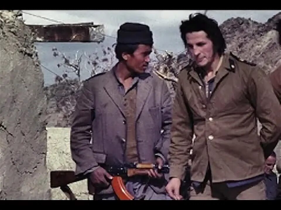 Моджахеды в афганистане 1979. Новый год советские солдаты афганистан. Евгений барханов афганский плен. Советские войска в афганистане 1979. Афган интервью.