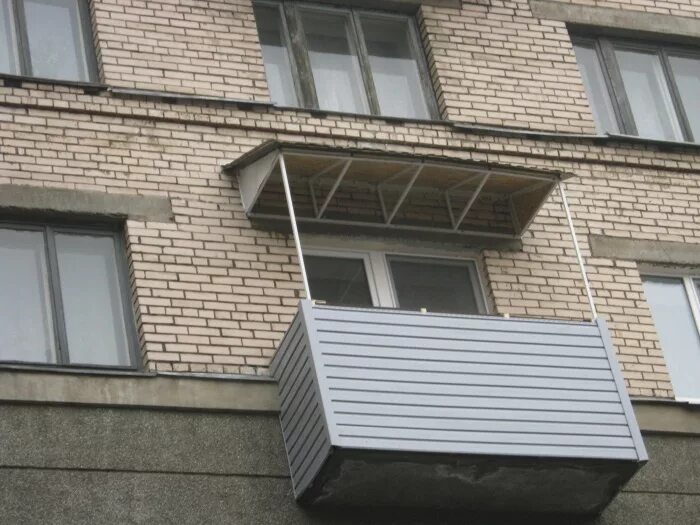 Навес из профлиста на Балкон - купить в Казани, цена 6 500 руб., дата размещения
