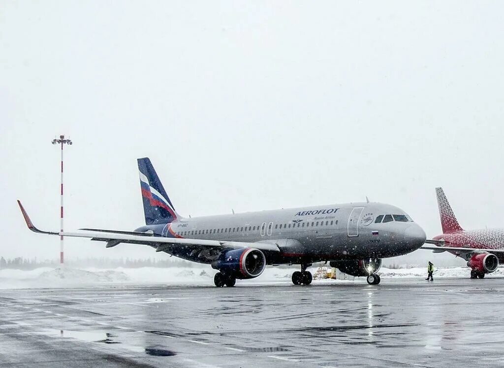 Самолет вылетевший из челябинска в москву