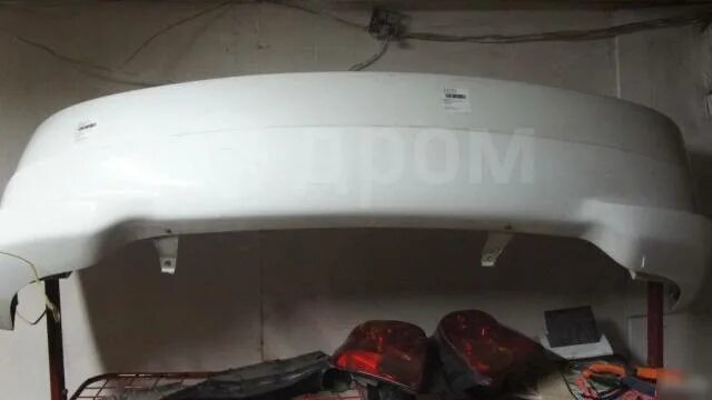 Ist бампер задний 115. Задний бампер тойота ист. Бампер задний тойота ист 2004. Бампер задний toyota ist 2002. Задний бампер ист.