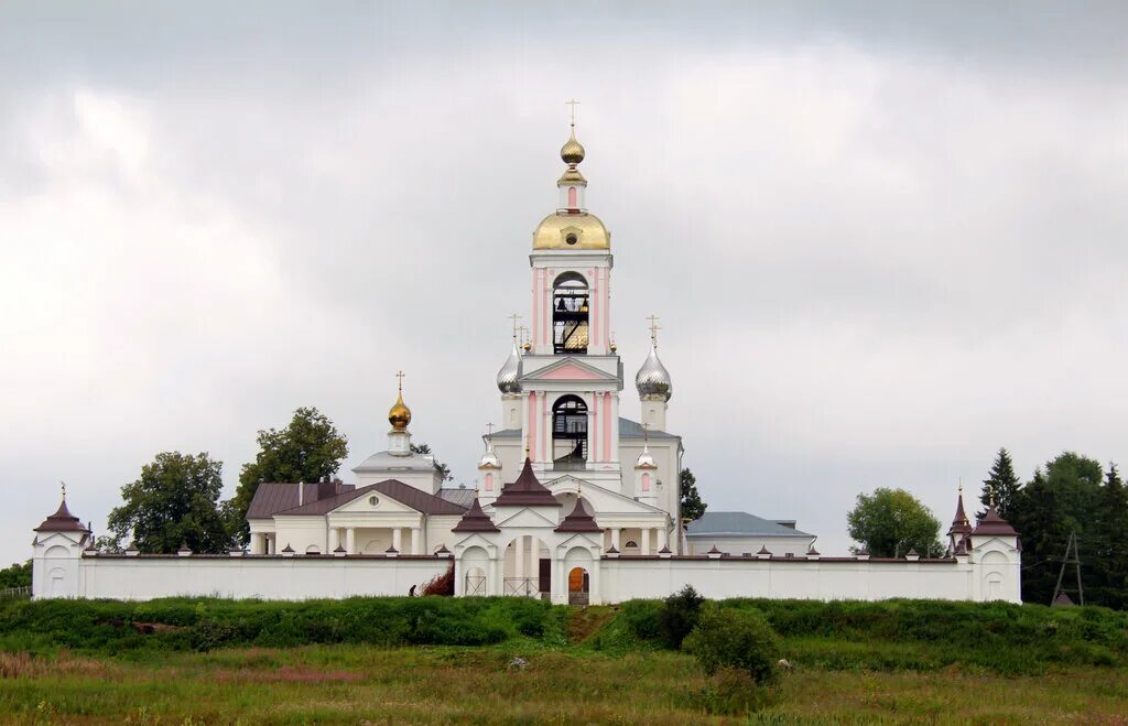 Годеново переславль залесский. Крест погост ивановская область мужской монастырь. Мужской монастырь животворящего креста погост крест. Крест погост ивановская область мужской монастырь. Годеново монастырь мужской.