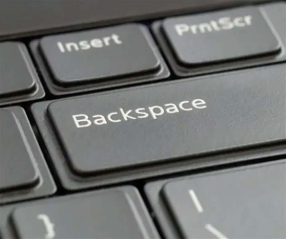 Компьютер backspace. Backspace (клавиша). Кнопка Backspace на клавиатуре. Где Backspace на клавиатуре. Где кнопка бэкспейс.