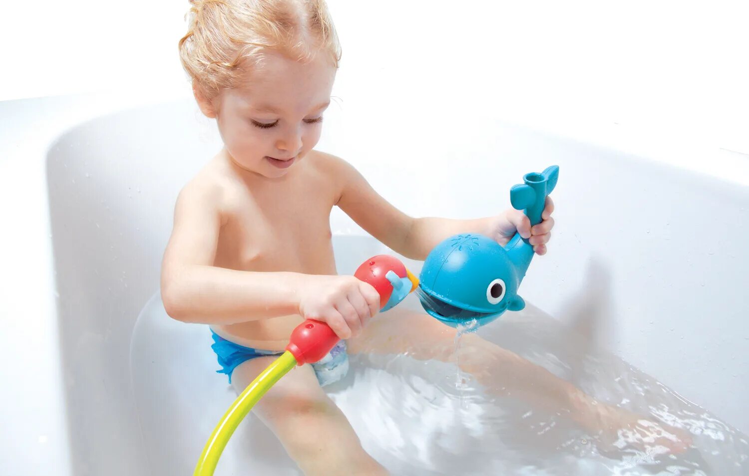 Игрушка для купания в ванне. Водная игрушки. игрушка для купания в ванной. игрушки в ванную для детей. водная игрушка для ванны.