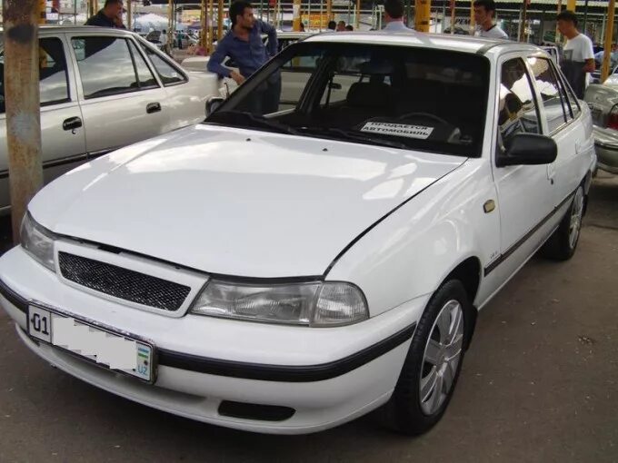 Chevrolet malibu 2 узбекистан. Белый шевроле нексия 2. Джентра машина фиолетовый. Chevrolet cobalt 2. Olx uz mashina.