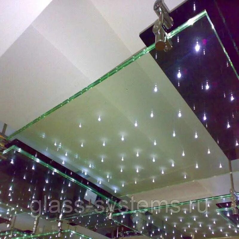 Glass powers. Потолок из стекла с подсветкой. Подвесной стеклянный потолок. Оргстекло потолок. Стеклянные панели на потолок.