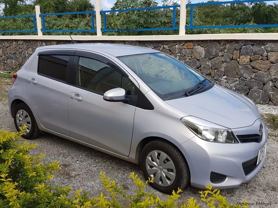 Toyota Vitz 2012. Toyota Toyota Vitz 2012. Toyota Vitz, 2012 год. Тойота Витц 2016. Витц 2014 года