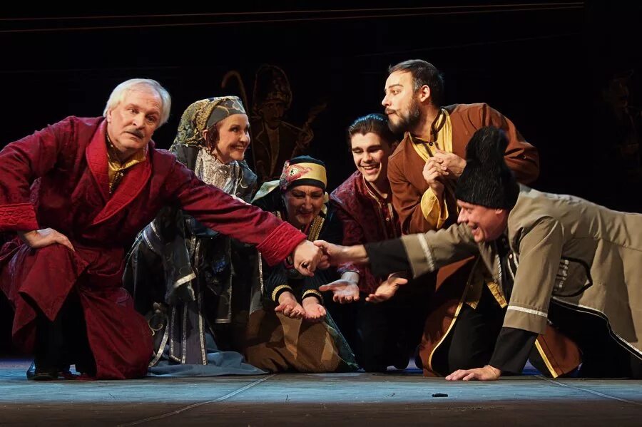 Луганский академический театр кукол. Луганск театр. Луганский драматический театр. Луганского областного театра кукол;. Луганский музыкально драматический театр.