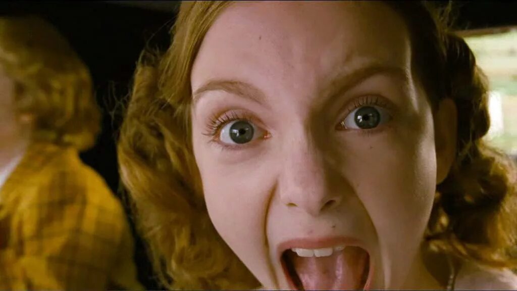 6 2 няня. Приключения няни фильм 2016. 6 2 няня. Няня сериал 1993 1999 1 сезон. Королева проклятых фильм 2020.