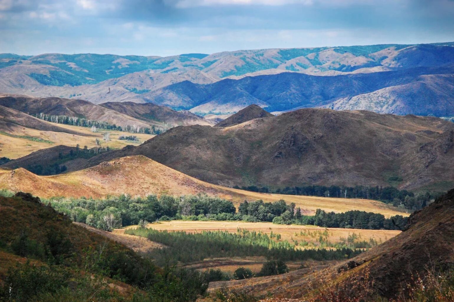 Природные заповедник шайтан-тау. Гора шайтан тау. Шайтан тау кувандык. Природные заповедник шайтан-тау. Шайтан тау заповедник.