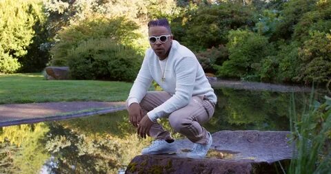 Azizi gibson