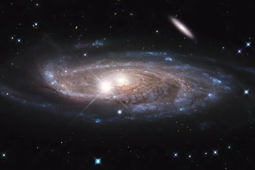 Центр Галактики Млечный путь. Центр Галактики Млечный путь фото. Черная дыра в центре Галактики Млечный путь. Что в центре нашей Галактики Млечный путь.
