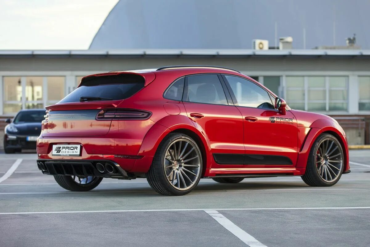 Macan м5. Порше Макан. Порше Тайкан кроссовер. Porsche Macan Tuning. Porsche Macan обвес.