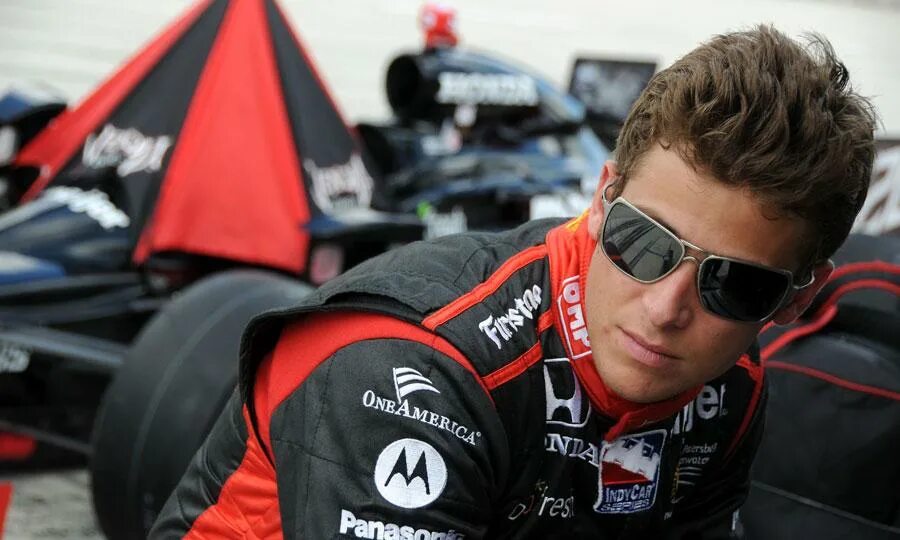 Cameraman race codes. Racer man. байки андретти. marco andretti 2013. mario andretti drive mclaren 2013.