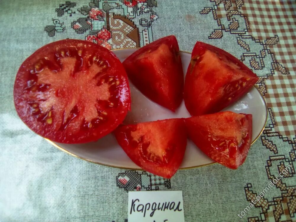 Томат Мазарини (Кардинал). Семена томат Мазарини f1. Сорт томата Кардинал. Томат Мазарини f1.